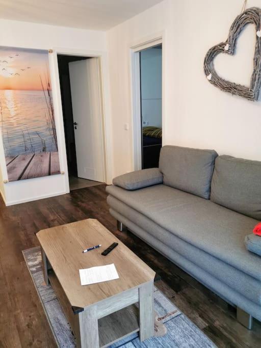 Wohnen Direkt Am Uferpark Mit Grossem Balkon Und Seeblick Appartement *